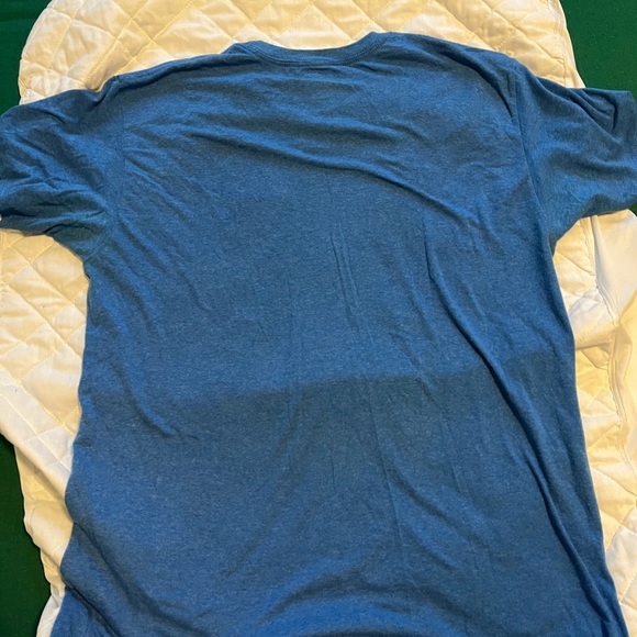 Toronto Maple Leafs Retro Logo men’s Shirt medium - Picture 4 of 4